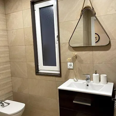 Piso En El Centro De Recien Reformado. Апартаменты *